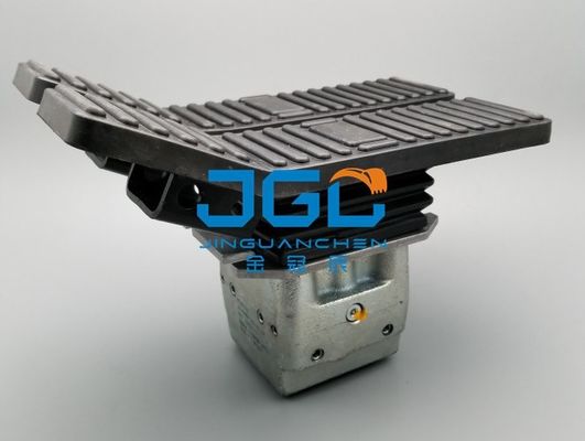 Anwendbar auf Bagger-Accessories Pedal Foot-Bremsventil-Versammlung SY55 SY65 SY75