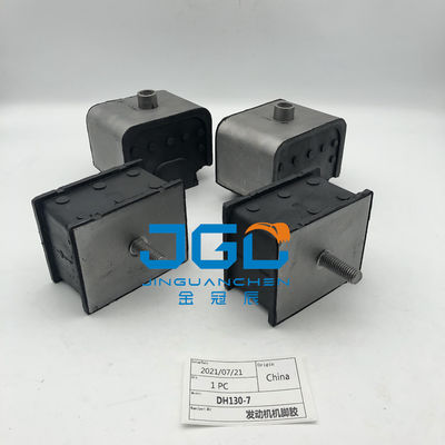 Exkavatorteile Doosan Daewoo DH130-7 Motor Fuß Gummi Stoßfestklebstoff.