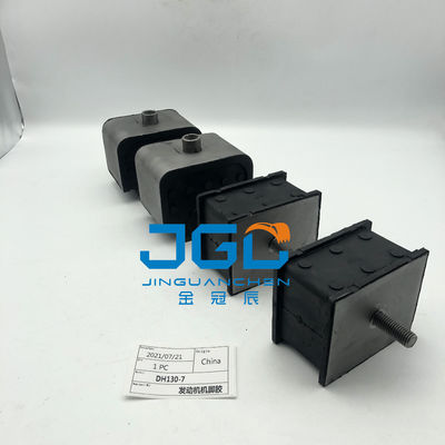 Exkavatorteile Doosan Daewoo DH130-7 Motor Fuß Gummi Stoßfestklebstoff.