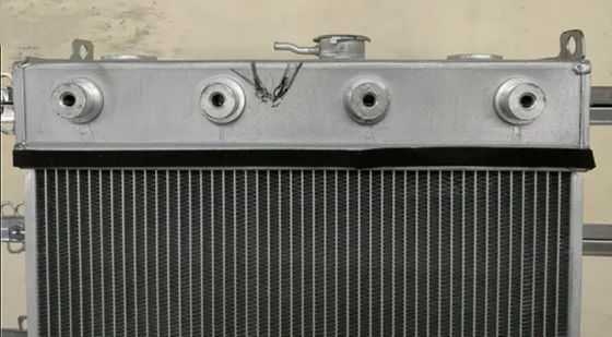 Hochwertiger Aluminium-Kühler für Bagger PC450-8 208-03-75110