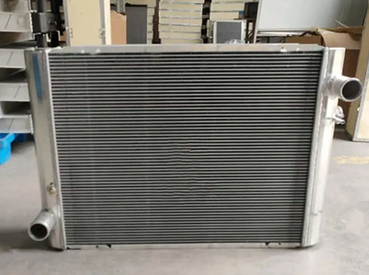 Wasserbehälter Heizkörper 11FT-35510 11FT35510 Für Hyundai 110D-7E 130D-7E 140D-7E Für Bagger