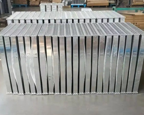 Warm verkaufter Aluminiumbaggerradiator DH55-5 Fabrikquelle