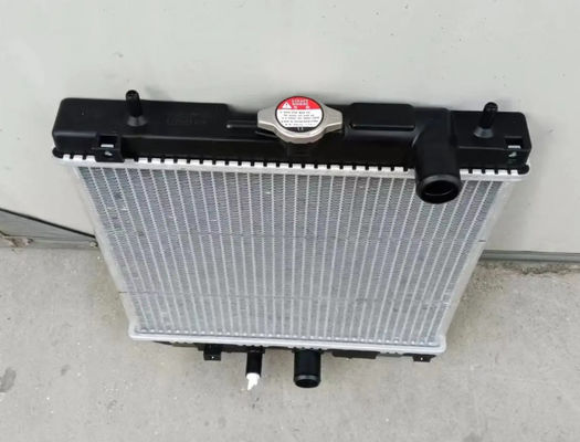 Warmverkauf K7561-85210 RTV900 Baggerradiator Aluminiummaterial