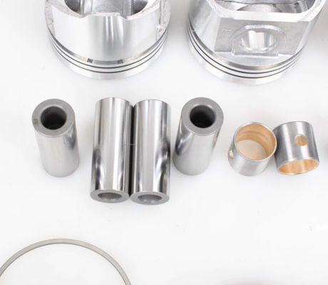 Baumaschinen Bagger Kolbenmotor Liner Kit 1G924-2111 V2403 V2403Di Ring Dieselmotor Teile