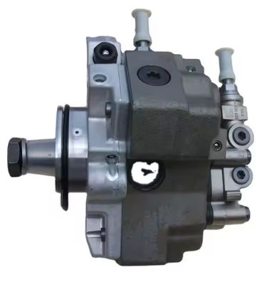 Ausbau von Kraftstoffpumpen für Baggermaschinen
