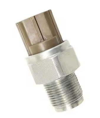 4HK1 6HK1 Triebwerk SK200-8 Bagger Common Rail Brennstoffdrucksensor 4990006131 499000-6131 4332040