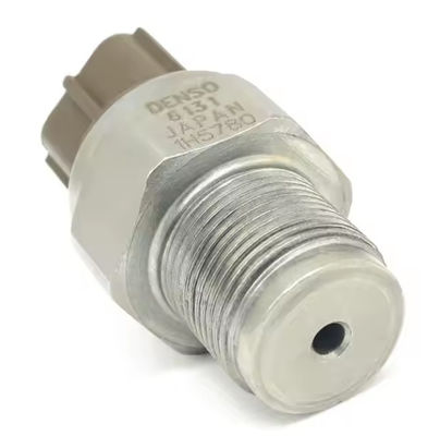 4HK1 6HK1 Triebwerk SK200-8 Bagger Common Rail Brennstoffdrucksensor 4990006131 499000-6131 4332040