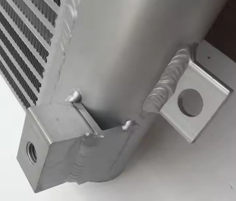 Hochwertiger Hydraulikölkühler Bagger Wasserkühler 4650353 Modell ZAX200-3 ZAX210-3 für Baumaschinenteile